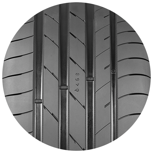 235/40 R19 96Y Hakka Black 3 XL MFS Nokian