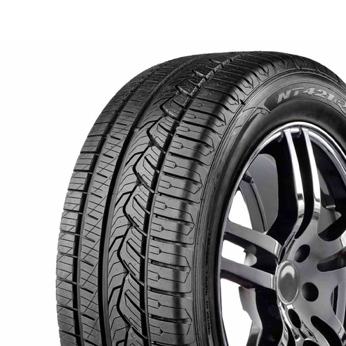 225/60 R18 104V NT421A Nitto